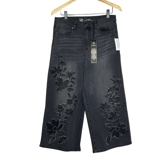DG2 by Diane Gilman Wide Leg Crop Jeans Embroidered Frayed Hem Washed Black - Picture 1 of 11